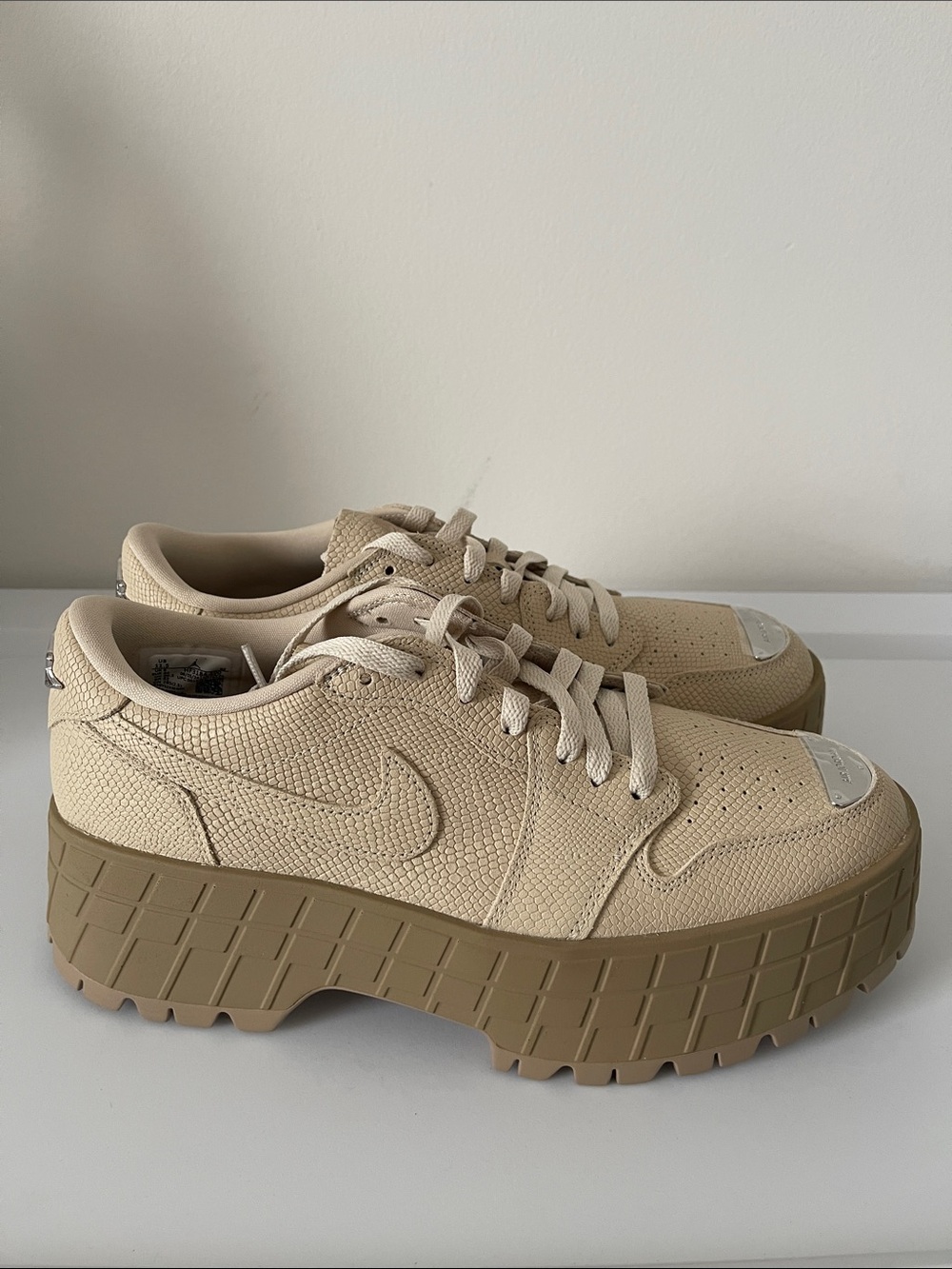 Nike Air Jordan 1 Brooklyn Low women's shoe